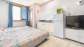 Seogwipo Sangsangnamu Kiz Pension