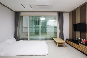 Seogwipo Seohyun Hotel