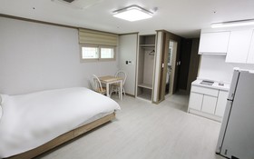 Seogwipo Seohyun Hotel