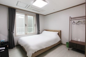 Seogwipo Seohyun Hotel