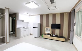 Seogwipo Seohyun Hotel
