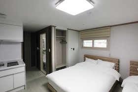 Seogwipo Seohyun Hotel