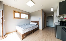 Seogwipo Soesokkak Cheonil Pension