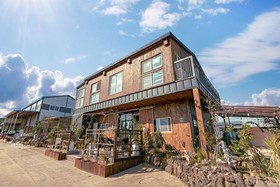Seogwipo Unyeong Pension