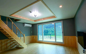 Pocheon Stream Pension