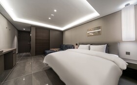 Bundang Breeze Hotel