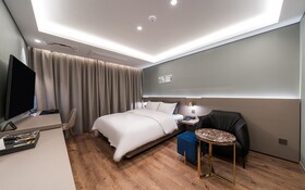 Bundang Breeze Hotel