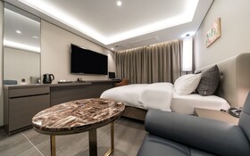 Bundang Breeze Hotel