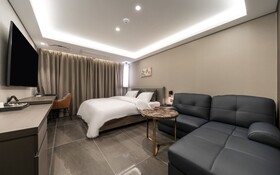 Bundang Breeze Hotel