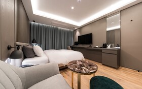 Bundang Breeze Hotel
