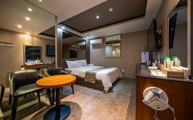 Bundang Siwol Hotel