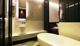 Kynd Hotel