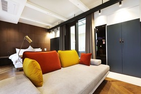 Kynd Hotel
