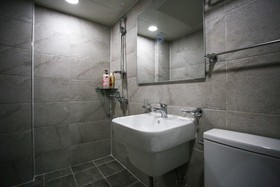 Seongnam Moran Hotel 3151