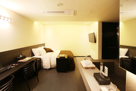 Vine Hotel