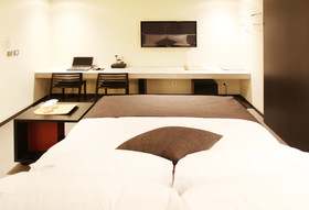 Vine Hotel