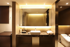 Vine Hotel