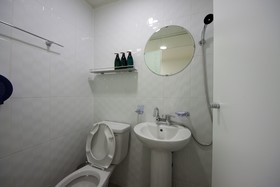 24 Guesthouse Myeongdong Town