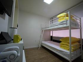 123 Hostel