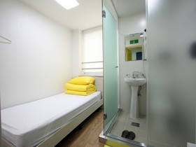 123 Hostel