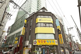24 Guesthouse Sinchon