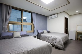 24 Guesthouse Sinchon