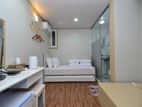 2u Guesthouse