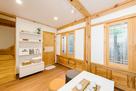 Adam Hanok