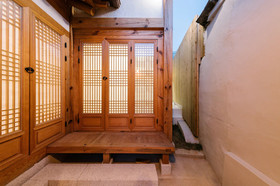 Adam Hanok