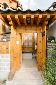 Adam Hanok
