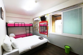 Apple Backpackers