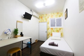 Apple Backpackers