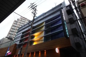 At Noon Hotel Sinchon