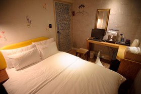 Atti Guesthouse