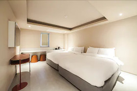 Bobo Hotel Hongdae