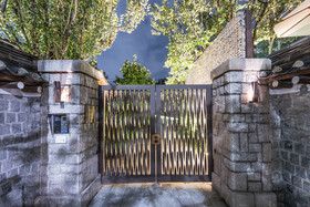 Bonum 1957 Hanok Stay and Hotel