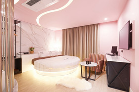Butique 9 Hotel Gunja