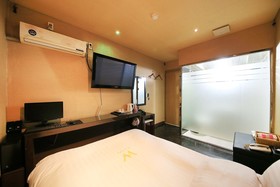 Chang-Dong M Motel