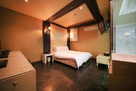 Chang-Dong M Motel
