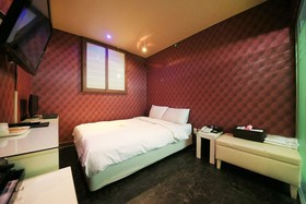 Chang-Dong M Motel
