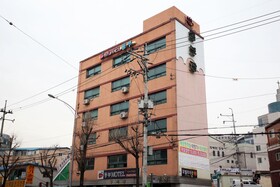 Cheongnyangni Dongbu Motel