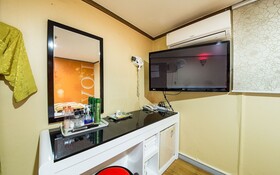 Cheongnyangni Dongbu Motel