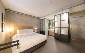 Cheonho Hotel August