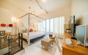 Cheonho Hotel August