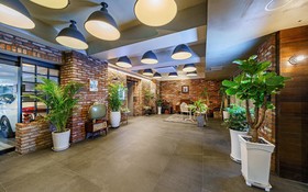 Cheonho Hotel August