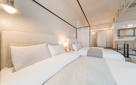 Cheonho Hotel August
