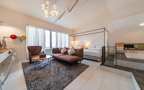 Cheonho Hotel August