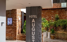Cheonho Hotel August