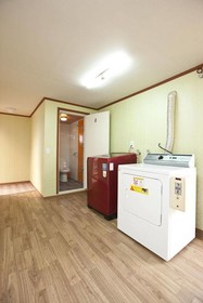 Cozzzy Guest House