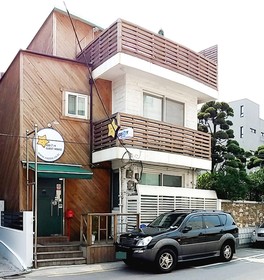 Cozzzy Guest House